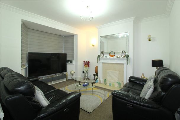 Eastwood Road North, Leigh-On-Sea, Essex, SS9 4LU - Photo 1