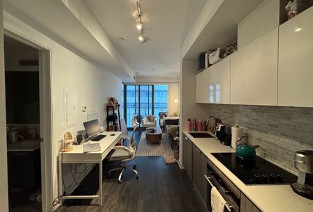 For Lease - 50 Charles Street Unit# 2308, Toronto, Ontario - Photo 3