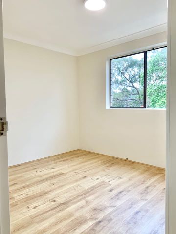 4/17 Sherbrook Road, Hornsby - Photo 3