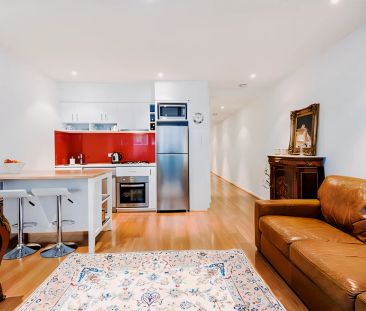 2 Bed, 1 Bath - Photo 3