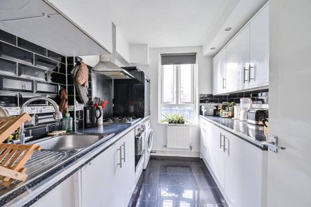 2 bedroom flat to rent - Photo 5