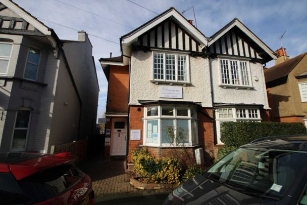 2 bed Flat for rent - Photo 1