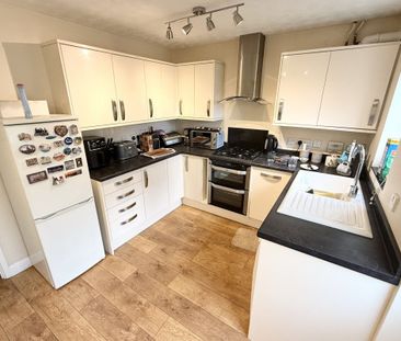 Bramshill Avenue - Photo 6