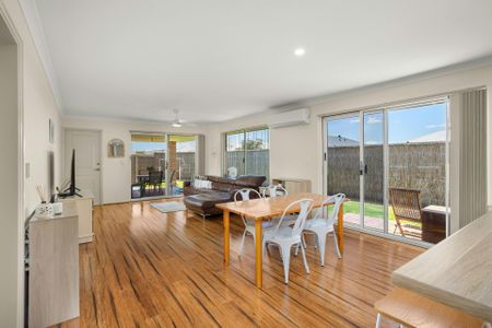 STYLISH & SPACIOUS LIVING - Photo 2