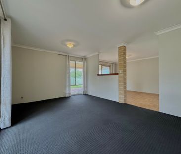 Light, Bright & Low-Maintenance Coastal Living. - Photo 4