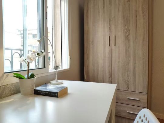 Calle de Venancio Martín, Madrid, Community of Madrid 28038 - Photo 1