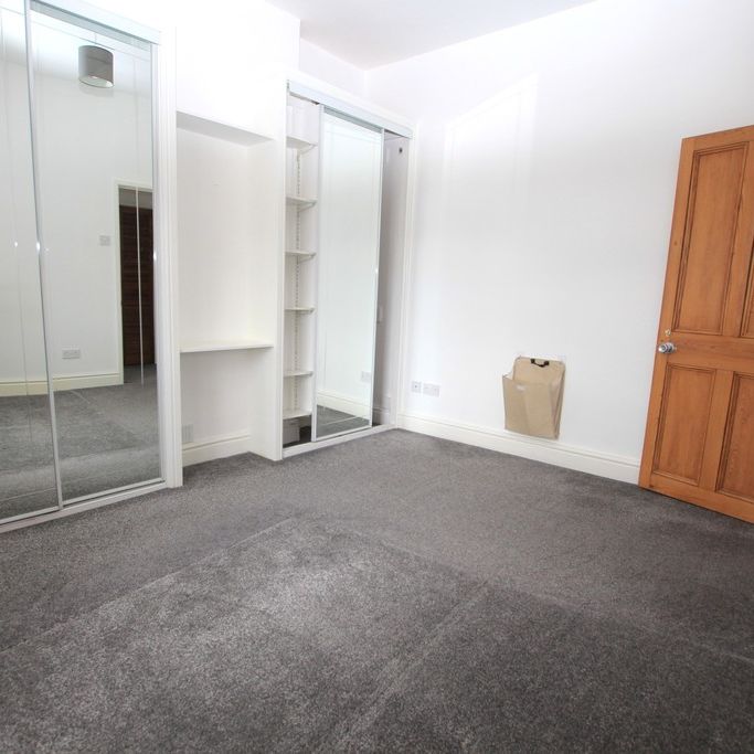 3 Bedroom Semi-Detached House, Chester - Photo 1