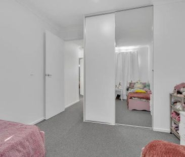 “Hi, I’m Your Easy, Modern Living in a Great Spot” - Photo 6