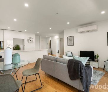 Luxury, Location, Low Maintenance - Photo 4