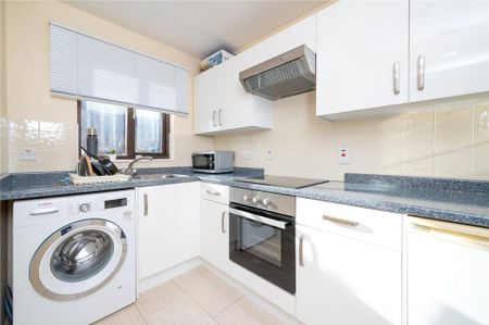 1 bedroom flat to rent - Photo 5