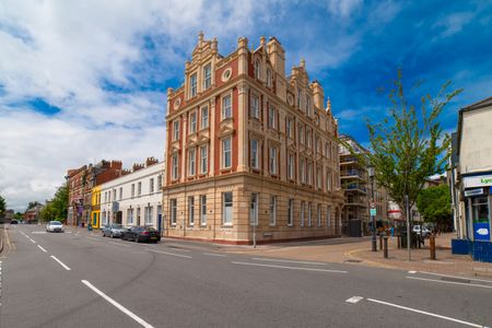 Mount Stuart House, Cardiff Bay - Photo 2