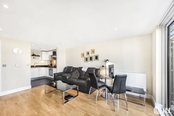 Merryweather Place Greenwich SE10 - Photo 1