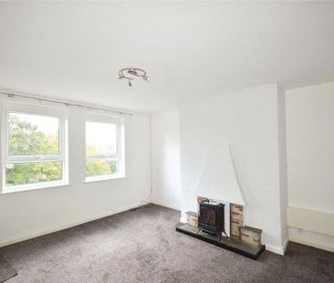 2 bedroom semi-detached house to rent - Photo 3