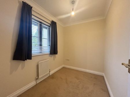 3 bedroom detached house to rent - Photo 3