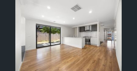 Spacious Family Home in Winter Valley - Photo 5