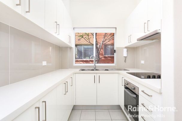 2/30 President Avenue, Kogarah, NSW 2217 - Photo 1