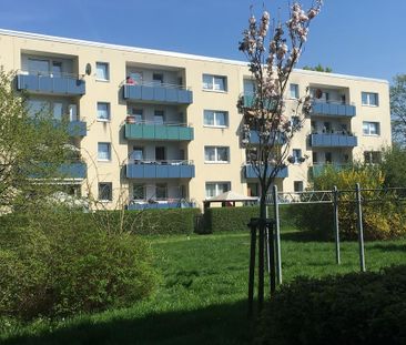 Komfortabel geschnitten mit ca. 58 m² im 3. Obergeschoss - Photo 1