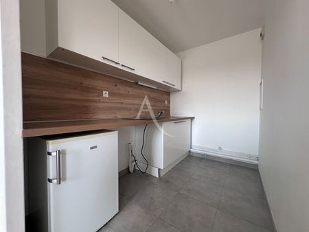 Location Appartement 1 pièce 31m² - Photo 2