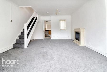 2 bedroom terraced house to rent - Photo 2