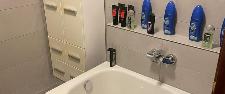 2 Zimmer Wohnung mit Terasse und Stellplatz in Halstenbek - Photo 1