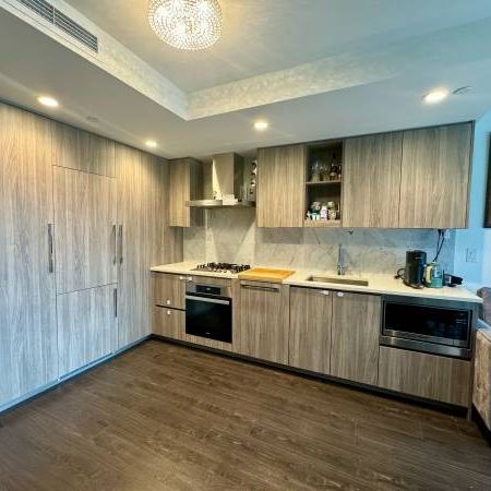 Olympic village 1 bed apartment for rent - Photo 1