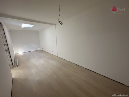 Erstbezug nach Kernsanierung: 3Zimmer-Wohnung im ruhigen Hinterhaus, zentral in Wiesbaden. - Photo 2