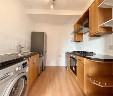 Lindholme, Cheltenham, GL50 - Photo 2