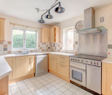 4 bedroom barn conversion to rent - Photo 3