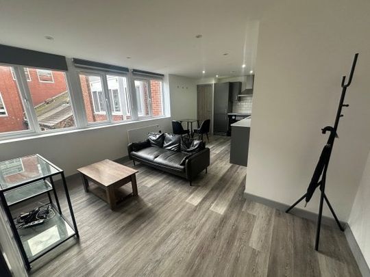 Charles House, Winckley Square - Photo 1