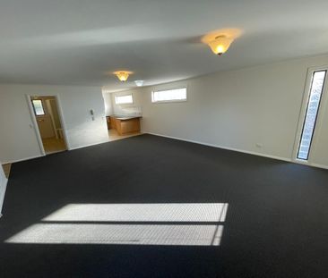 BEAUTIFUL CITY APARTMENT - Photo 2