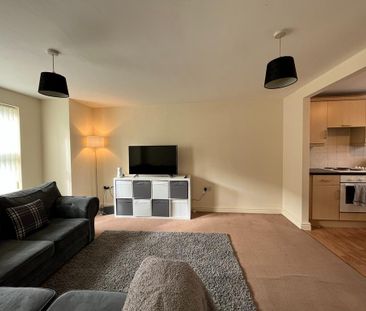 2 bedroom flat to rent - Photo 4