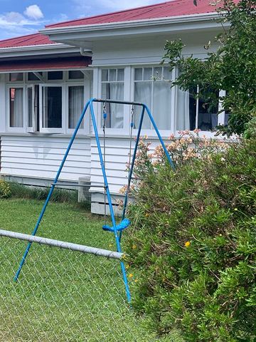 '30s Gem on sunny section - Photo 3