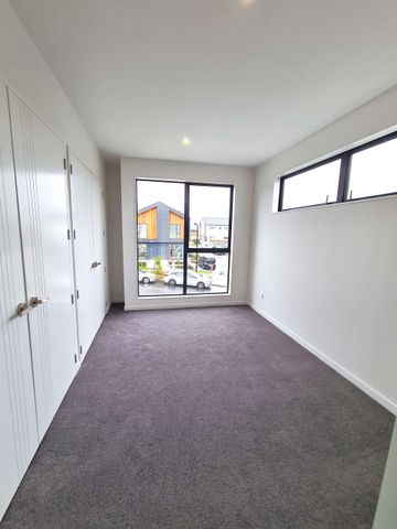 4 Bedrooms, Westgate - Photo 3