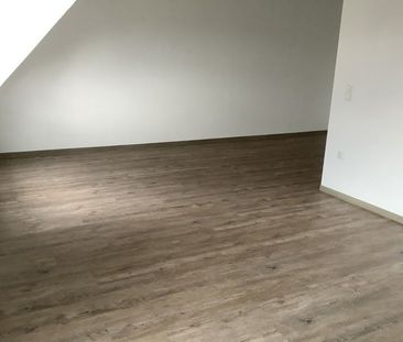 Mitten drin satt nur dabei: 1-Zimmer-Wohnung sofort verfügbar - Photo 4