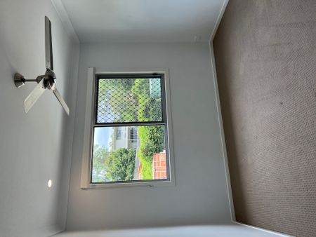 Modern 3-Bedroom Townhouse with 2 Bathrooms – Everton Park - Photo 3