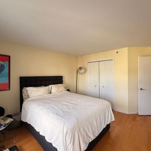 Condo à louer au centre-ville - Photo 2