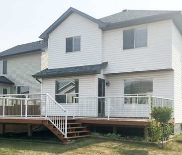 Beautiful Home For Rent In Cranston. - Photo 4