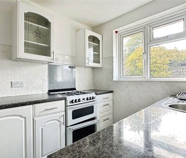 2 bedroom maisonette to rent Deep Denes, Luton, Bedfordshire, LU2 - Photo 6
