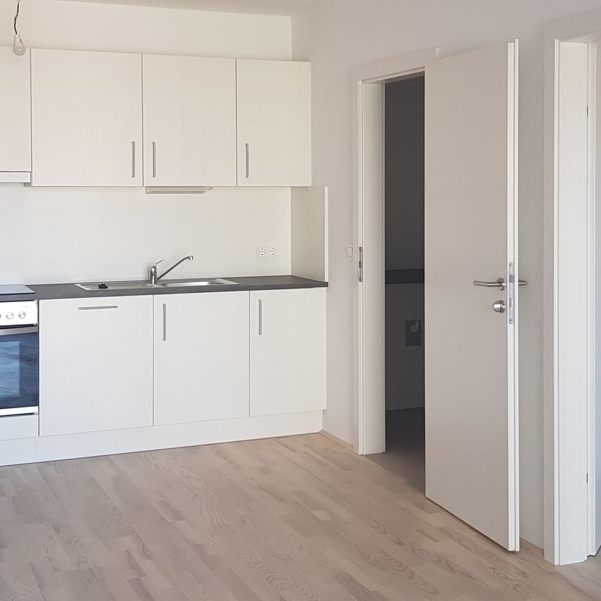 1. MONAT MIETZINSFREI! Moderne 2-Zimmer-Wohnung mit Balkon in den Innenhof - Photo 1