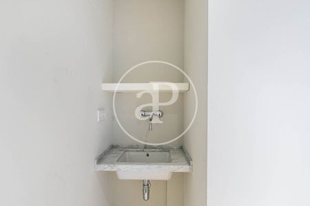 Flat for rent on Ràfols Street - Photo 5