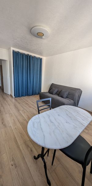 STUDIO MEUBLE 38 M² BONNEUIL SUR MARNE - Photo 1