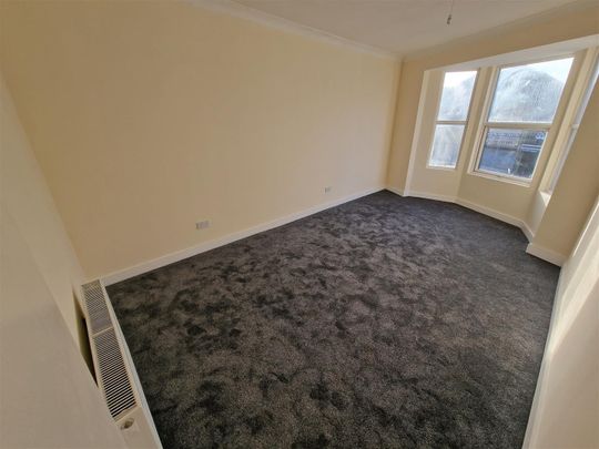 Charminster Road, Bournemouth - Photo 1