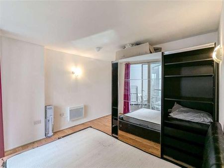 Blackwall Way, London, E14 - Photo 2