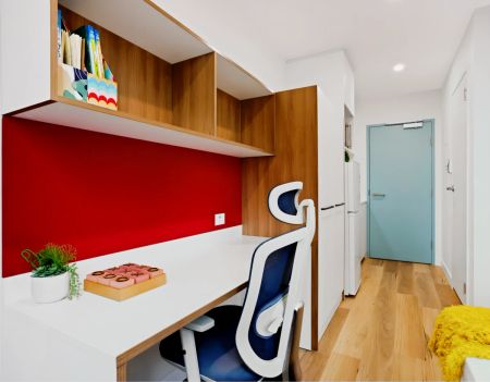 Private Studio Silver - Photo 3