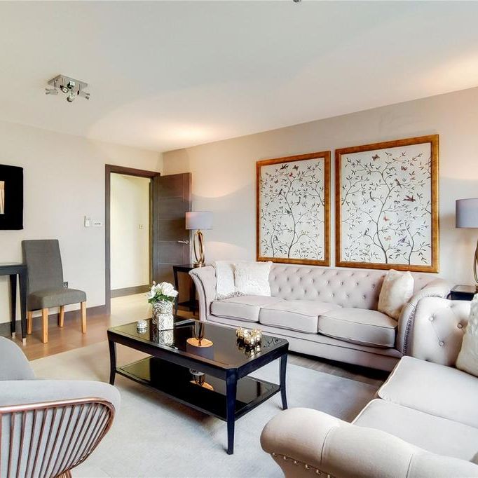 3 bedroom apartment to rent - Photo 1