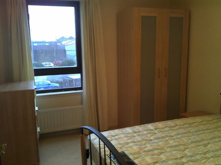 2 Bed Flat, Middlesex Gardens, G41 - Photo 4