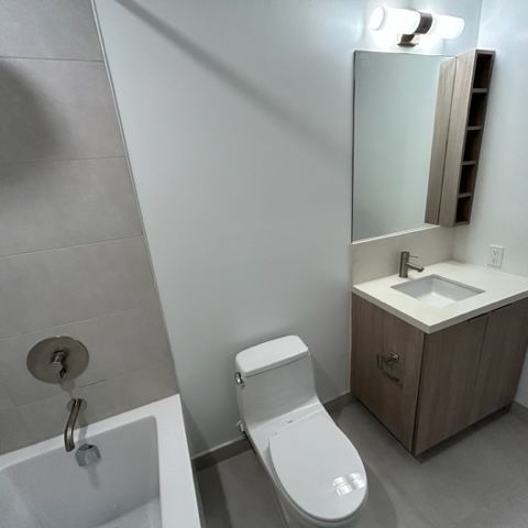 For Lease - 2020 Bathurst Street Unit# 739, Toronto, Ontario - Photo 1