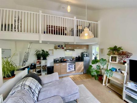 1 bedroom townhouse to rent - Photo 2