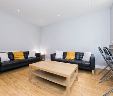 Station Parade, Headingley, Leeds - Photo 3