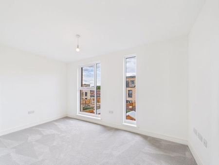 3 bedroom property to rent - Photo 2